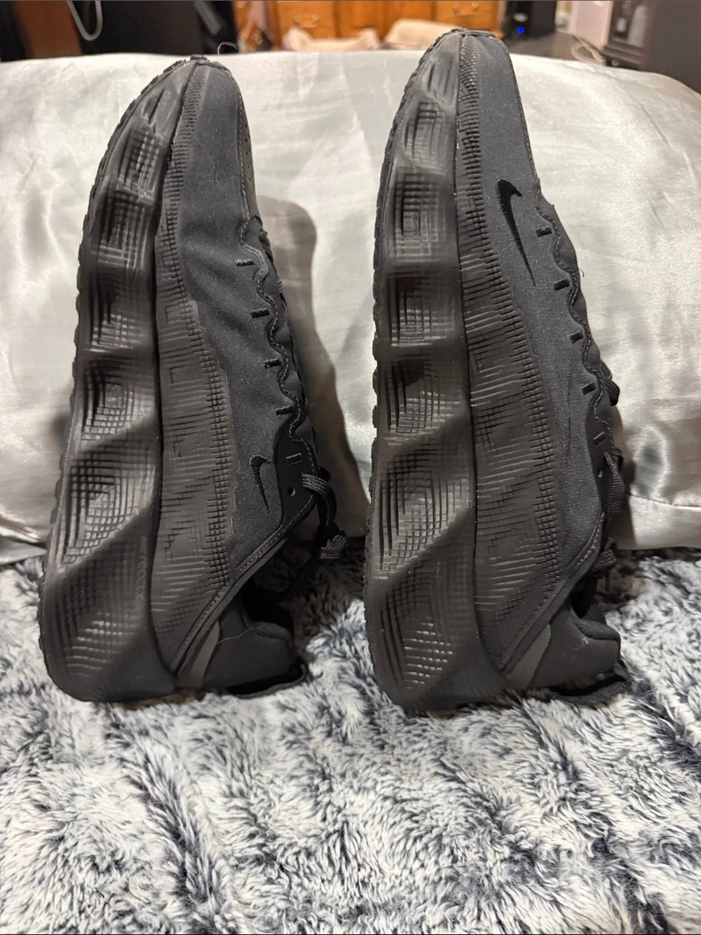Nike All-Black Lightweight Training Sneakers